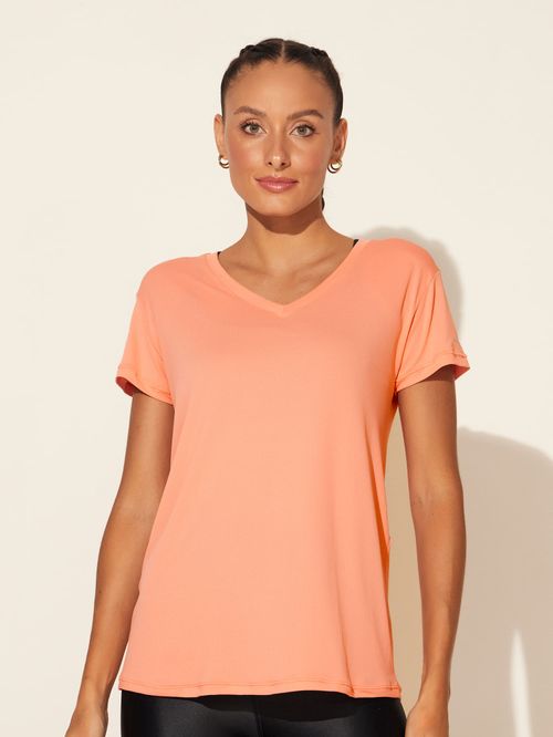 Camiseta Decote V Dry Color