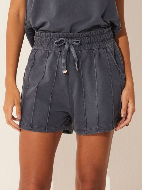 Short Estonado Naxos