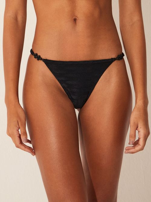 Calcinha Texturizada String Detalhe Manual Theia