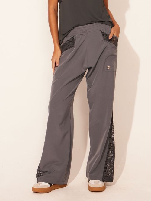 Calça Reta com Tela Chrome