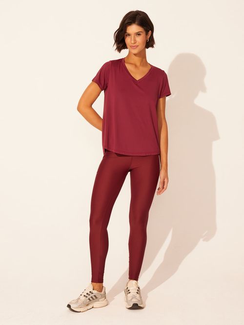 Camiseta Dry Velocity e Legging Move