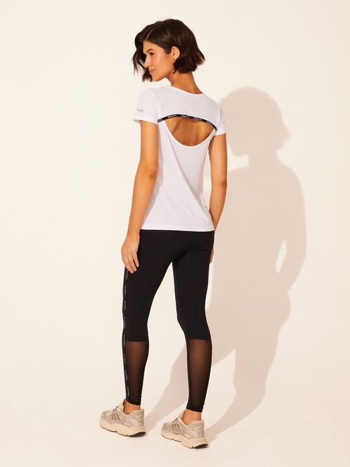 Camiseta Dry e Legging Detalhe Tule DNA